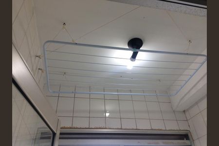Cozinha de apartamento à venda com 2 quartos, 56m² em Cohab, São Paulo
