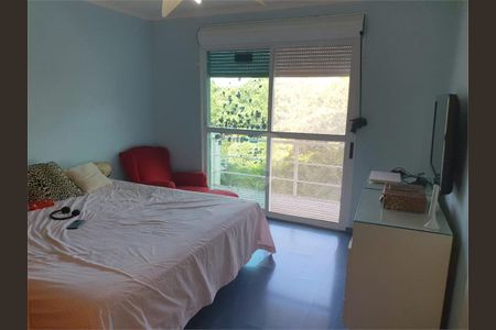 Casa à venda com 4 quartos, 570m² em Vila Irmaos Arnoni, São Paulo