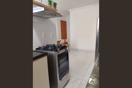 Apartamento à venda com 2 quartos, 50m² em Parque Xangri-Lá, Contagem