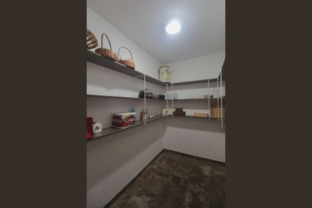 Casa para alugar com 600m², 4 quartos e 4 vagasDespensa