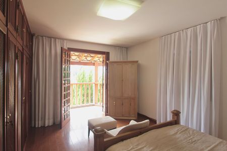 Casa para alugar com 600m², 4 quartos e 4 vagasQuarto 1