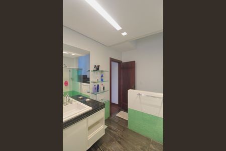 Casa para alugar com 600m², 4 quartos e 4 vagasBanheiro da Suite 1