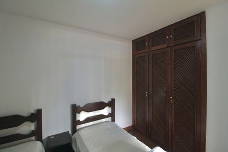 Casa para alugar com 600m², 4 quartos e 4 vagasÁrea de Serviço