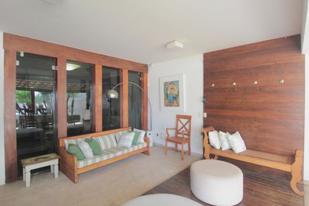Casa para alugar com 600m², 4 quartos e 4 vagasÁrea Gourmet