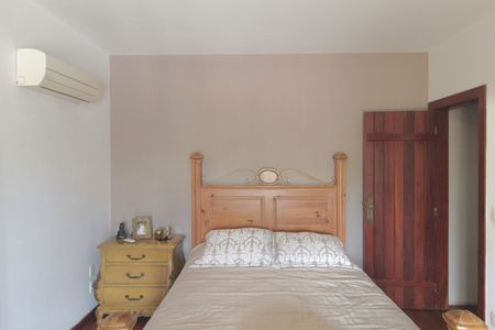 Casa para alugar com 600m², 4 quartos e 4 vagasQuarto 1