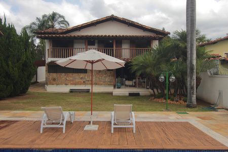 Casa para alugar com 600m², 4 quartos e 4 vagasPiscina
