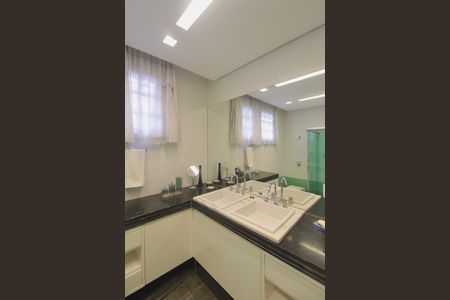 Casa para alugar com 600m², 4 quartos e 4 vagasBanheiro da Suite 1
