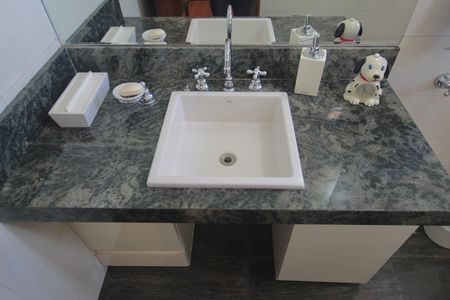 Casa para alugar com 600m², 4 quartos e 4 vagasBanheiro da Suite 2
