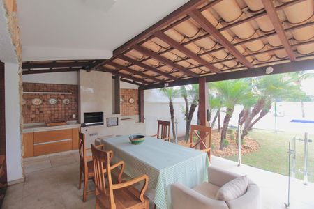 Casa para alugar com 600m², 4 quartos e 4 vagasÁrea Gourmet