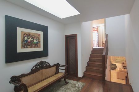 Casa para alugar com 600m², 4 quartos e 4 vagasHall dos Quartos