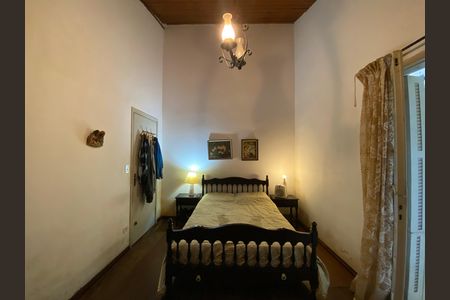 Casa de condomínio à venda com 167m², 3 quartos e 4 vagasSuíte