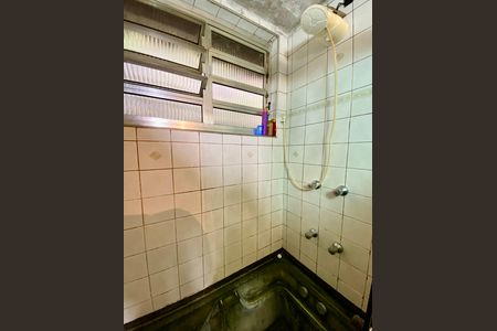 Casa de condomínio à venda com 167m², 3 quartos e 4 vagasBanheiro da Suíte