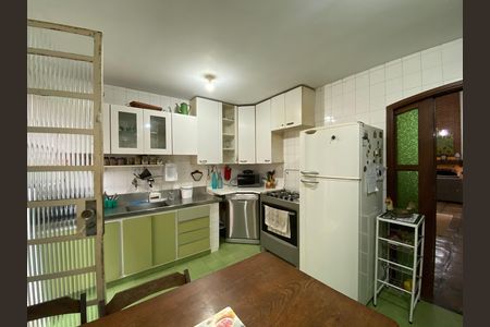 Casa de condomínio à venda com 167m², 3 quartos e 4 vagasCozinha