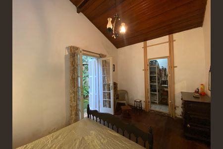 Casa de condomínio à venda com 167m², 3 quartos e 4 vagasSuíte