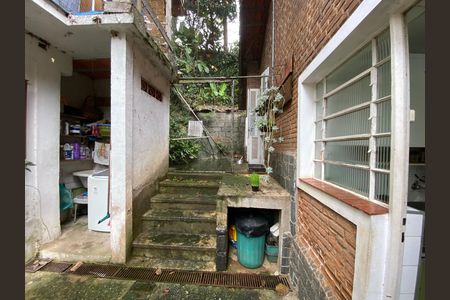 Casa de condomínio à venda com 167m², 3 quartos e 4 vagasQuintal