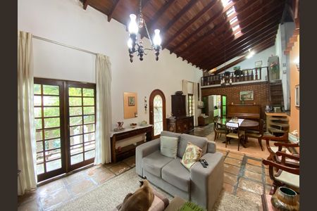 Sala de casa de condomínio à venda com 3 quartos, 167m² em Vila Irmaos Arnoni, São Paulo