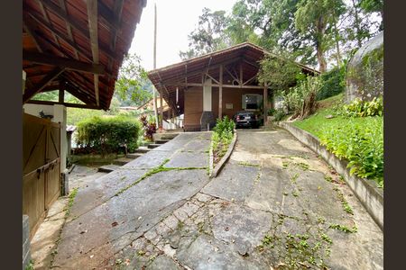 Casa de condomínio à venda com 167m², 3 quartos e 4 vagasGaragem