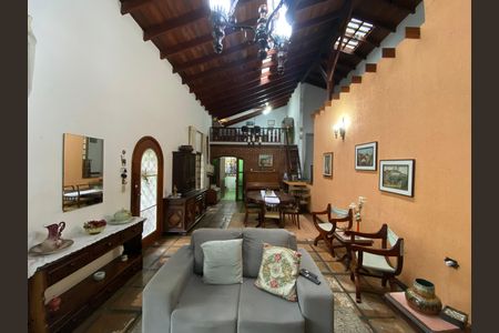 Sala de casa de condomínio à venda com 3 quartos, 167m² em Vila Irmaos Arnoni, São Paulo
