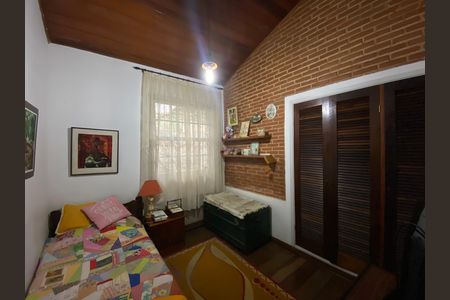Casa de condomínio à venda com 167m², 3 quartos e 4 vagasQuarto 2