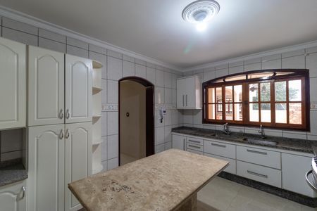 Casa para alugar com 480m², 5 quartos e 4 vagasCozinha