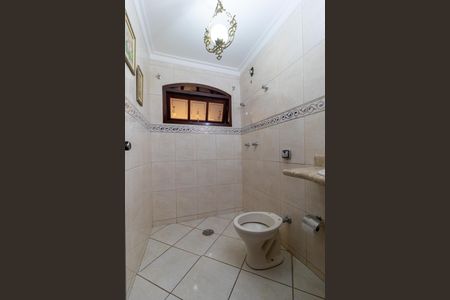 Casa para alugar com 480m², 5 quartos e 4 vagasBanheiro 01