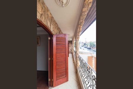 Casa para alugar com 480m², 5 quartos e 4 vagasSacada da Sala ìntima e Quarto 01