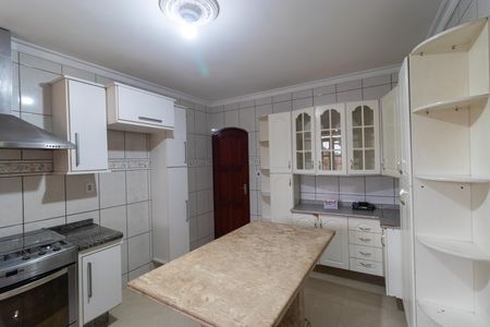 Casa para alugar com 480m², 5 quartos e 4 vagasCozinha