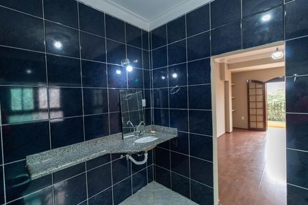 Casa para alugar com 480m², 5 quartos e 4 vagasBanheiro da Suíte 01