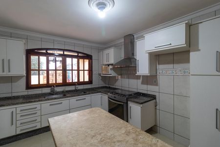 Casa para alugar com 480m², 5 quartos e 4 vagasCozinha