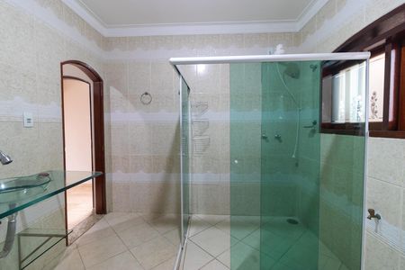 Casa para alugar com 480m², 5 quartos e 4 vagasBanheiro da Suíte 02
