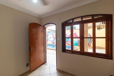 Casa para alugar com 480m², 5 quartos e 4 vagasQuarto anexo