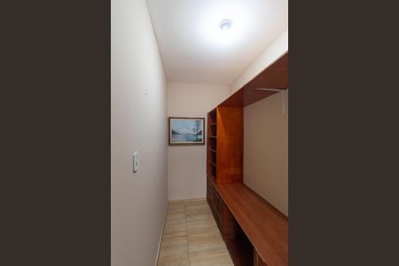 Casa para alugar com 480m², 5 quartos e 4 vagasCloset da Suíte 02