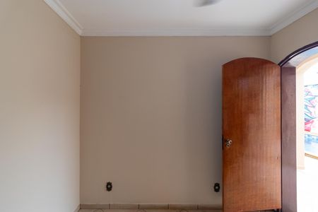 Casa para alugar com 480m², 5 quartos e 4 vagasQuarto anexo