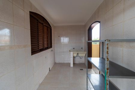 Casa para alugar com 480m², 5 quartos e 4 vagasÁrea de Serviço