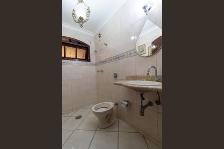 Casa para alugar com 480m², 5 quartos e 4 vagasBanheiro 01