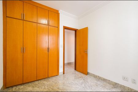 Apartamento para alugar com 137m², 4 quartos e 3 vagas Apartamento para alugar com 137m², 4 quartos e 3 vagasQuarto 2