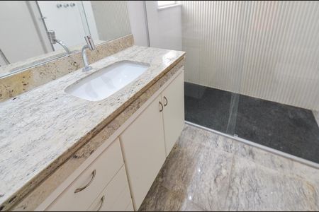 Apartamento para alugar com 137m², 4 quartos e 3 vagas Apartamento para alugar com 137m², 4 quartos e 3 vagasBanheiro Suíte