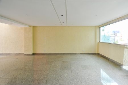 Apartamento para alugar com 137m², 4 quartos e 3 vagas Apartamento para alugar com 137m², 4 quartos e 3 vagasÁrea comum