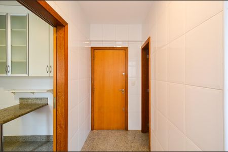 Apartamento para alugar com 137m², 4 quartos e 3 vagas Apartamento para alugar com 137m², 4 quartos e 3 vagasÁrea de Serviço