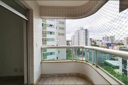 Apartamento para alugar com 137m², 4 quartos e 3 vagas Apartamento para alugar com 137m², 4 quartos e 3 vagasVaranda Sala de Estar