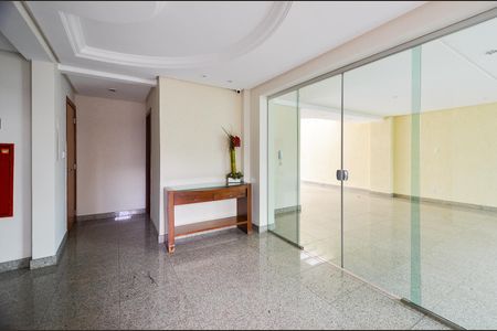 Apartamento para alugar com 137m², 4 quartos e 3 vagas Apartamento para alugar com 137m², 4 quartos e 3 vagasHall de entrada