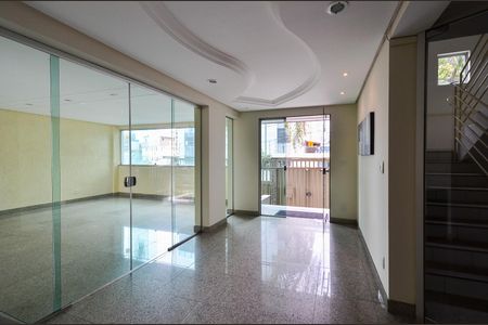 Apartamento para alugar com 137m², 4 quartos e 3 vagas Apartamento para alugar com 137m², 4 quartos e 3 vagasHall de entrada