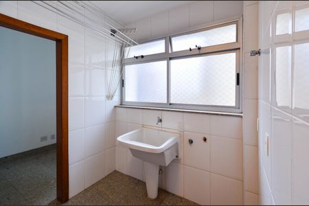 Apartamento para alugar com 137m², 4 quartos e 3 vagas Apartamento para alugar com 137m², 4 quartos e 3 vagasÁrea de Serviço