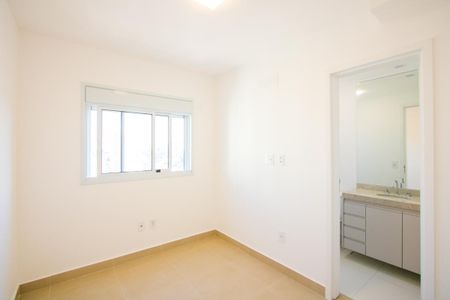 Apartamento à venda com 79m², 2 quartos e 2 vagasQuarto 2 - Suíte