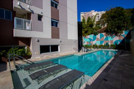 Apartamento à venda com 79m², 2 quartos e 2 vagasÁrea comum - Piscina