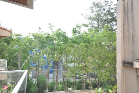 Casa de condomínio à venda com 177m², 3 quartos e 2 vagasVista da Sacada do Quarto 2