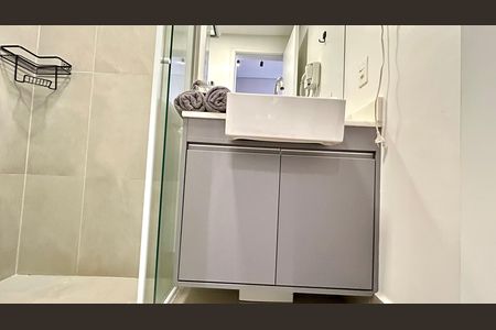 Studio para alugar com 29m², 1 quarto e sem vaga Studio para alugar com 29m², 1 quarto e sem vagaBanheiro
