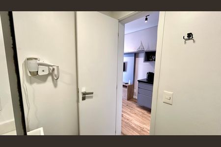 Studio para alugar com 29m², 1 quarto e sem vaga Studio para alugar com 29m², 1 quarto e sem vagaBanheiro