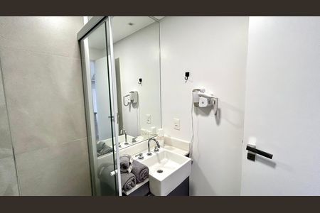 Studio para alugar com 29m², 1 quarto e sem vaga Studio para alugar com 29m², 1 quarto e sem vagaBanheiro