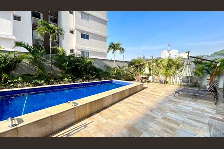 Studio para alugar com 29m², 1 quarto e sem vaga Studio para alugar com 29m², 1 quarto e sem vagaÁrea comum - Piscina
